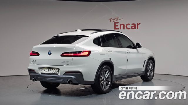 BMW X4 xDrive20i M Sport X — пробег 53 327 км — фото 2 из 5