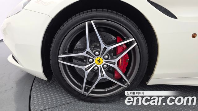 Ferrari California из Кореи Encar