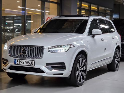 Volvo XC90 T8 Ultimate Bright Hybrid — пробег 102 000 км — фото 1 из 5