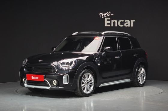 Mini Countryman Classic Plus Launch Pack 2nd Gen — пробег 11 884 км — фото 1 из 5