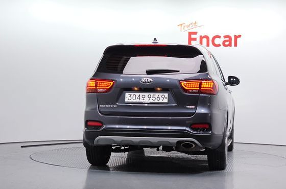Kia Sorento Gasoline 2.0 Turbo 2WD Master Special — пробег 104 259 км — фото 4 из 5