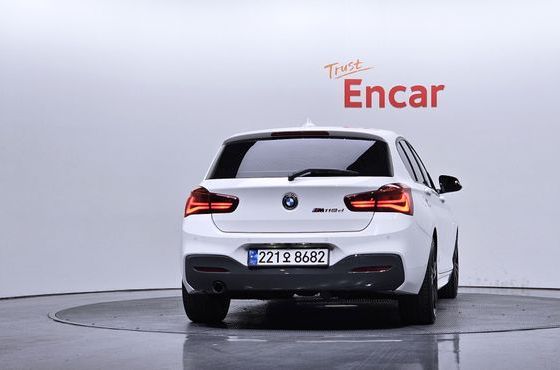 BMW 1-Series 118d M Sport Shadow 5 Door — пробег 141 160 км — фото 4 из 5