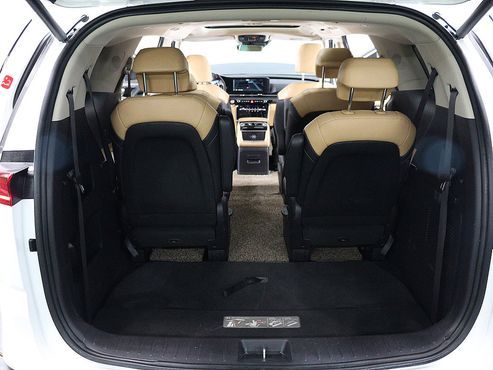 Kia Carnival 9-Seater Noblesse — пробег 122 215 км — фото 5 из 5
