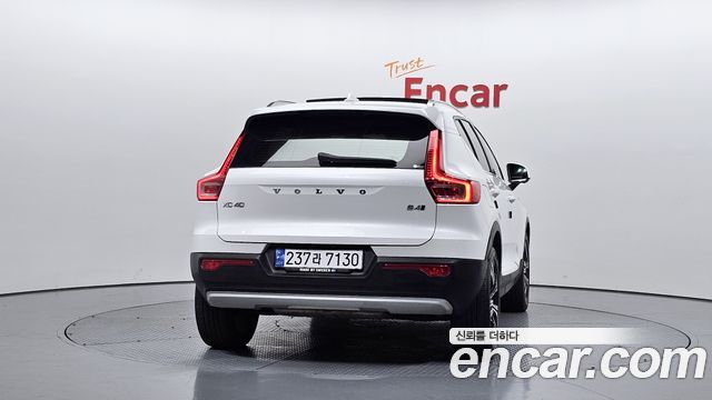 Volvo XC40 B4 Inscription — пробег 97 342 км — фото 4 из 5