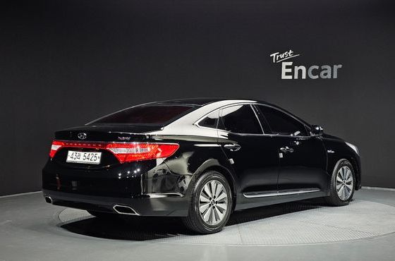 Hyundai Grandeur Premium — пробег 174 391 км — фото 2 из 5