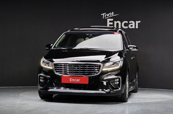 Kia Carnival Gasoline 7-Seater Limousine President — пробег 132 211 км — фото 3 из 5