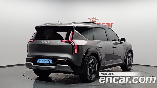 Kia EV9 из Кореи Encar