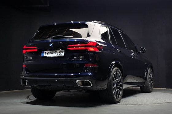 BMW X5 xDrive 40i M Sport — пробег 6 700 км — фото 2 из 5