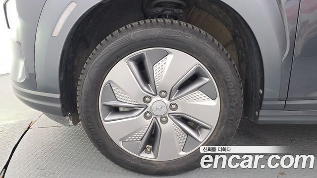 Hyundai Kona Premium — пробег 74 821 км — фото 5 из 5