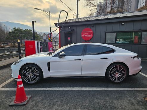 Porsche Panamera 2.9 AWD — пробег 86 000 км — фото 3 из 5