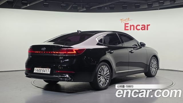 Kia K7 из Кореи Encar