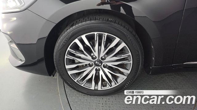 Kia K7 из Кореи Encar