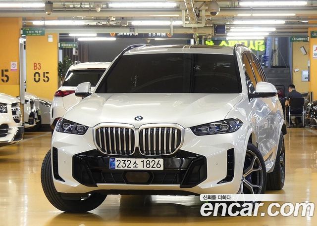 BMW X5 xDrive 40i M Sport — пробег 5 600 км — фото 3 из 5