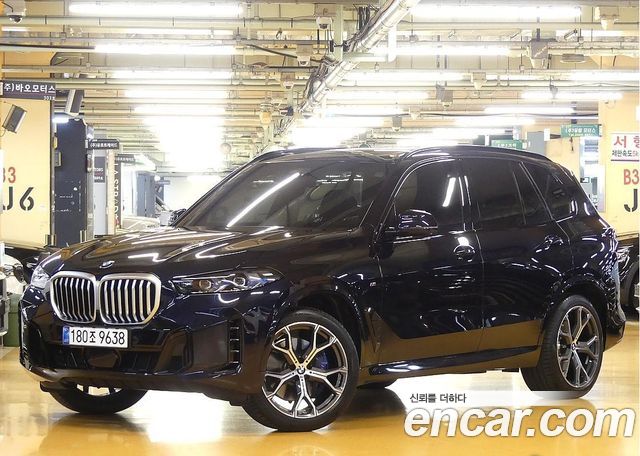 BMW X5 xDrive 40i M Sport — пробег 4 700 км — фото 1 из 5