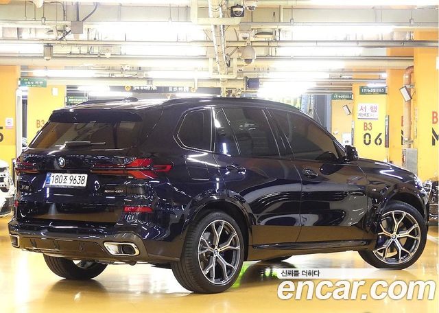 BMW X5 xDrive 40i M Sport — пробег 4 700 км — фото 2 из 5