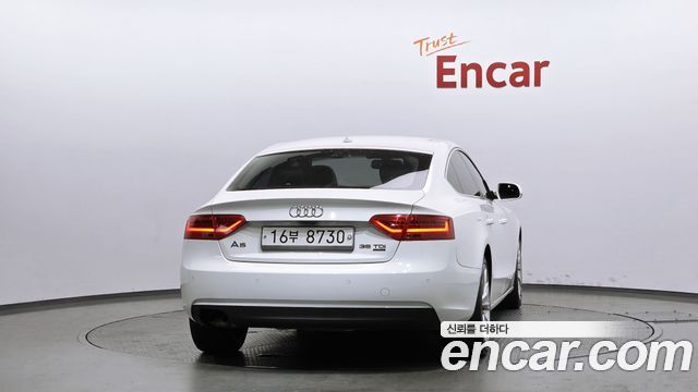 Audi A5 35 TDI Quattro Sportback 8TA — пробег 137 839 км — фото 4 из 5