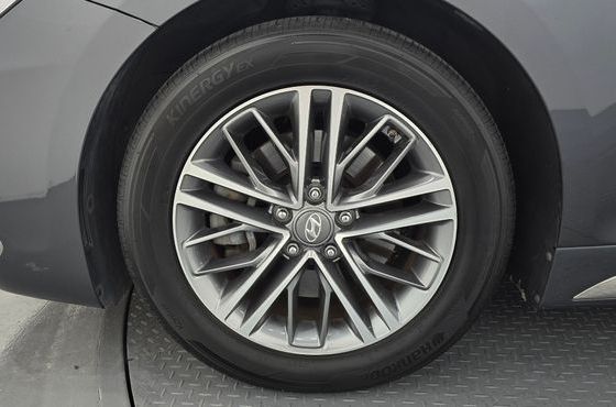 Hyundai Grandeur 2.4 Premium — пробег 72 765 км — фото 5 из 5