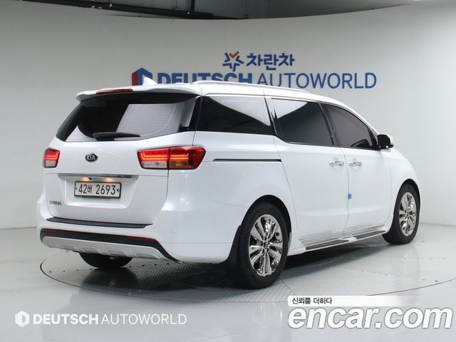 Kia Carnival из Кореи Encar
