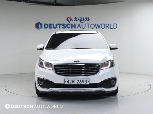 Kia Carnival 9-seater Prestige — пробег 97 368 км — фото 3 из 5