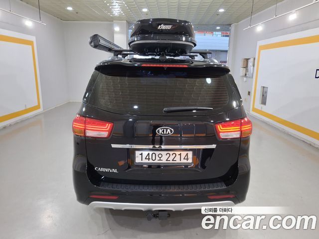 Kia Carnival из Кореи Encar