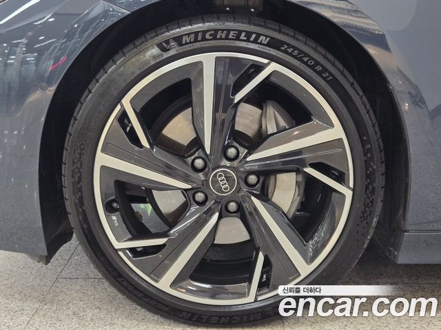 Audi A6 e-Tron из Кореи Encar