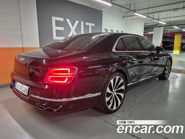 Bentley Flying Spur из Кореи Encar
