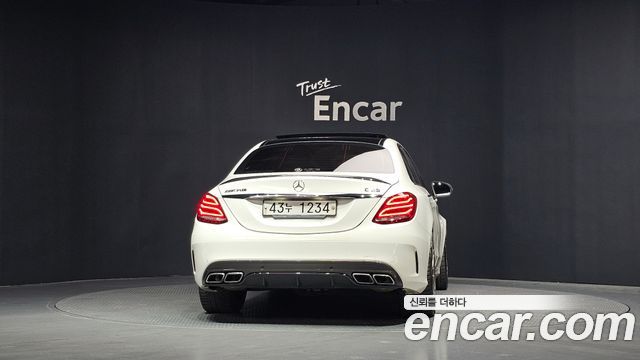 Mercedes-Benz C-Class C63 AMG — пробег 74 750 км — фото 4 из 5