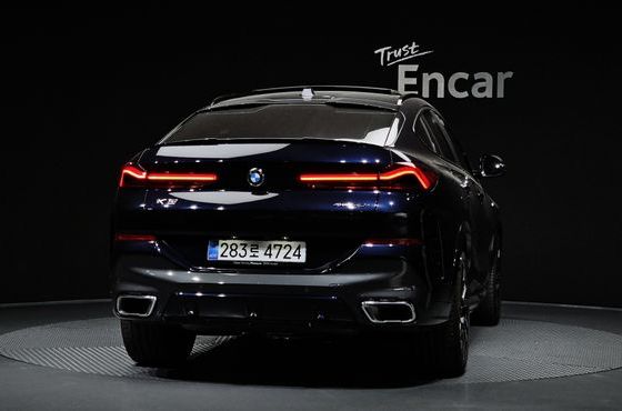 BMW X6 xDrive40i M Sport — пробег 16 431 км — фото 4 из 5