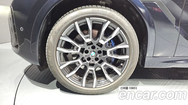 BMW X6 xDrive40i M Sport — пробег 16 431 км — фото 5 из 5