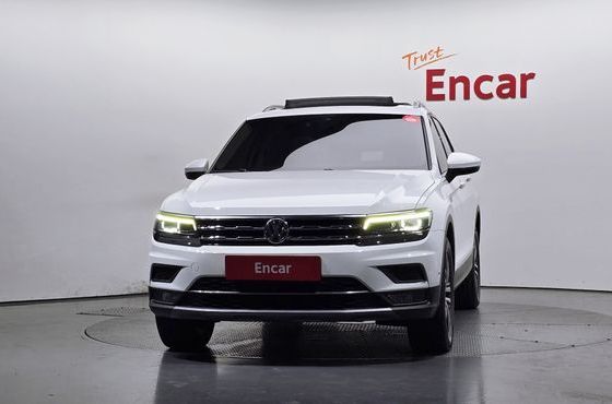 Volkswagen Tiguan 2.0 TDI Prestige — пробег 81 899 км — фото 3 из 5