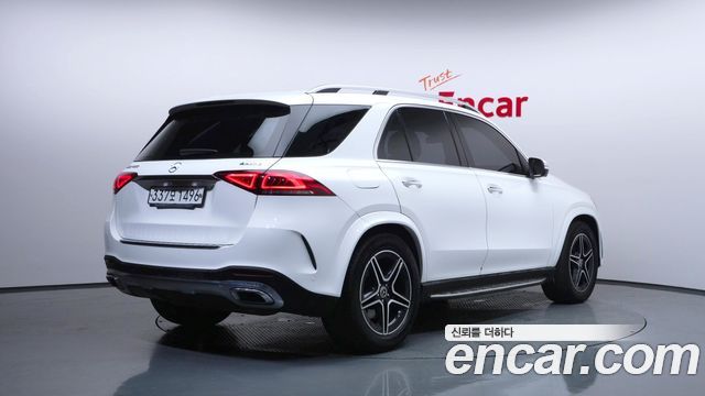 Mercedes-Benz GLE-Class GLE450 4MATIC — пробег 107 590 км — фото 2 из 5
