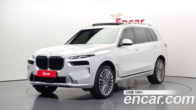 BMW X7 xDrive 40d Design Pure Excellence 7-Seater — пробег 29 018 км — фото 1 из 5