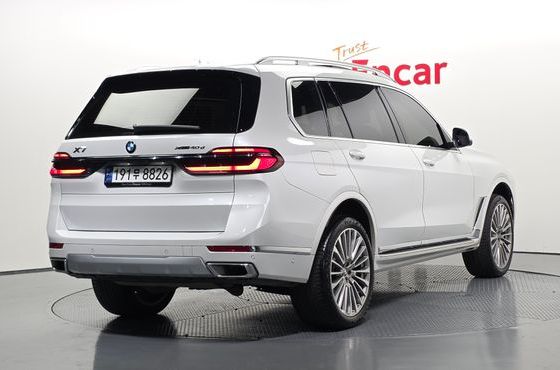 BMW X7 xDrive 40d Design Pure Excellence 7-Seater — пробег 29 018 км — фото 2 из 5