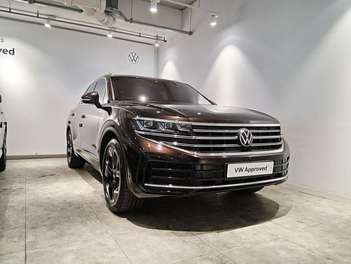 Volkswagen Touareg 3.0 TDI Prestige — пробег 28 469 км — фото 1 из 5