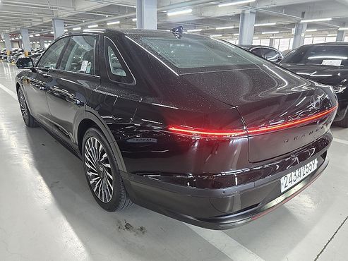 Hyundai Grandeur 3,5 Gasoline 4WD Honors — пробег 31 км — фото 2 из 5
