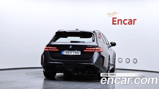 BMW M5 M5 Touring — пробег 839 км — фото 4 из 5
