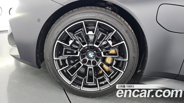 BMW M5 M5 Touring — пробег 839 км — фото 5 из 5