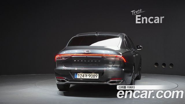 Hyundai Grandeur из Кореи Encar