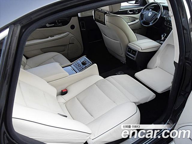 Hyundai Equus VL500 Prestige — пробег 176 024 км — фото 1 из 5