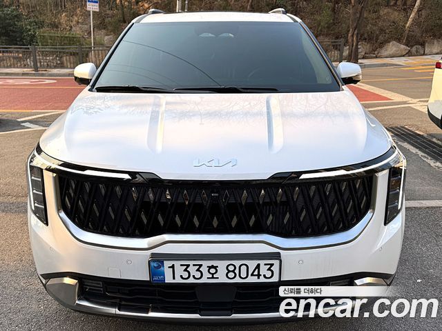 Kia Carnival HEV 9seater Signature — пробег 2 900 км — фото 1 из 5