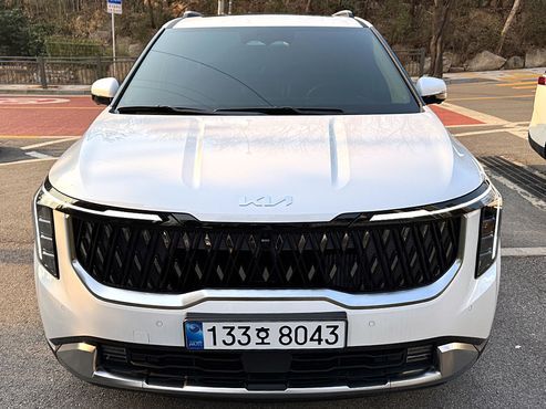 Kia Carnival HEV 9seater Signature — пробег 2 900 км — фото 1 из 5