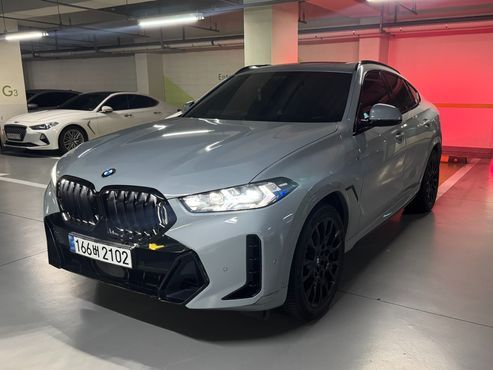 BMW X6 xDrive40i M Sport — пробег 30 600 км — фото 1 из 5