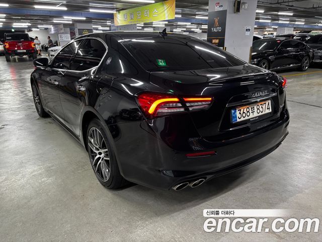 Maserati Ghibli 2.0 GT Base 3rd — пробег 51 000 км — фото 2 из 5