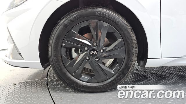 Hyundai AVANTE 1.6 Modern — пробег 4 552 км — фото 5 из 5