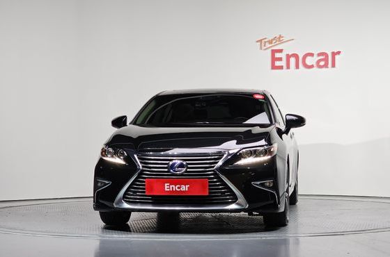 Lexus ES Supreme+ XV60 — пробег 175 617 км — фото 3 из 5