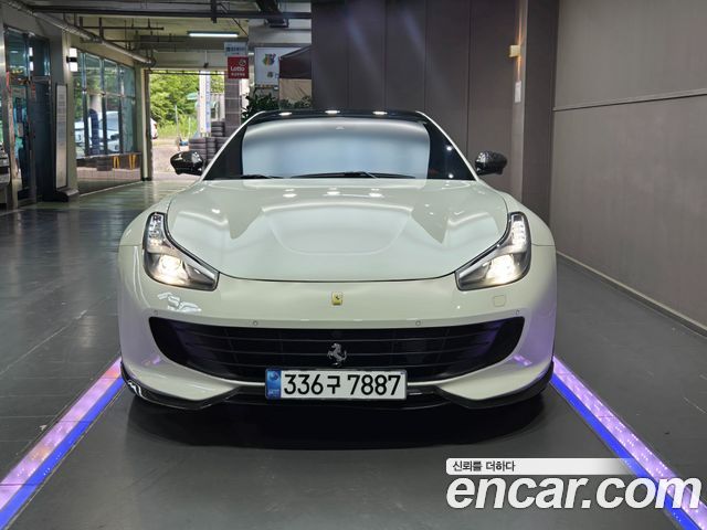 Ferrari GTC4 Lusso из Кореи Encar