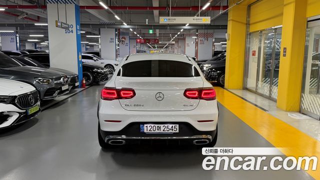 Mercedes-Benz GLC-Class GLC220 d 4MATIC Coupe — пробег 146 635 км — фото 4 из 5