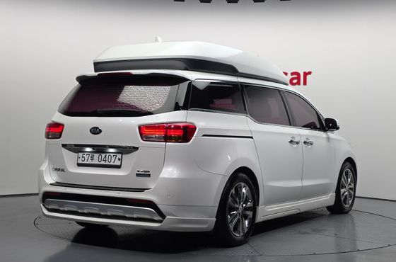 Kia Carnival Gasoline 9-seater Hi-Limousine Noblesse — пробег 48 182 км — фото 2 из 5