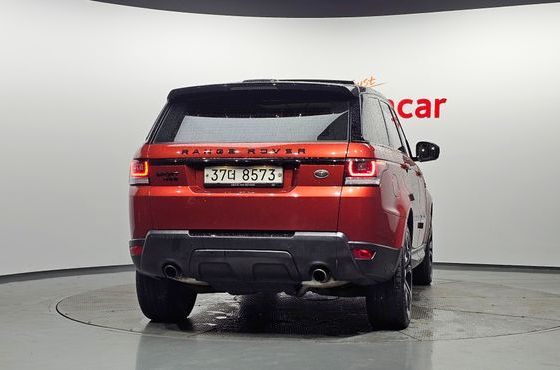 Land Rover Range Rover Sport 3.0 SC HSE Dynamic — пробег 109 834 км — фото 4 из 5