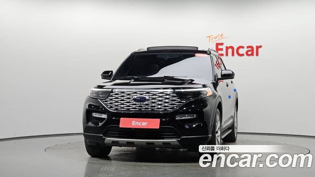 Ford Explorer 3.0 Platinum 4WD — пробег 60 877 км — фото 3 из 5